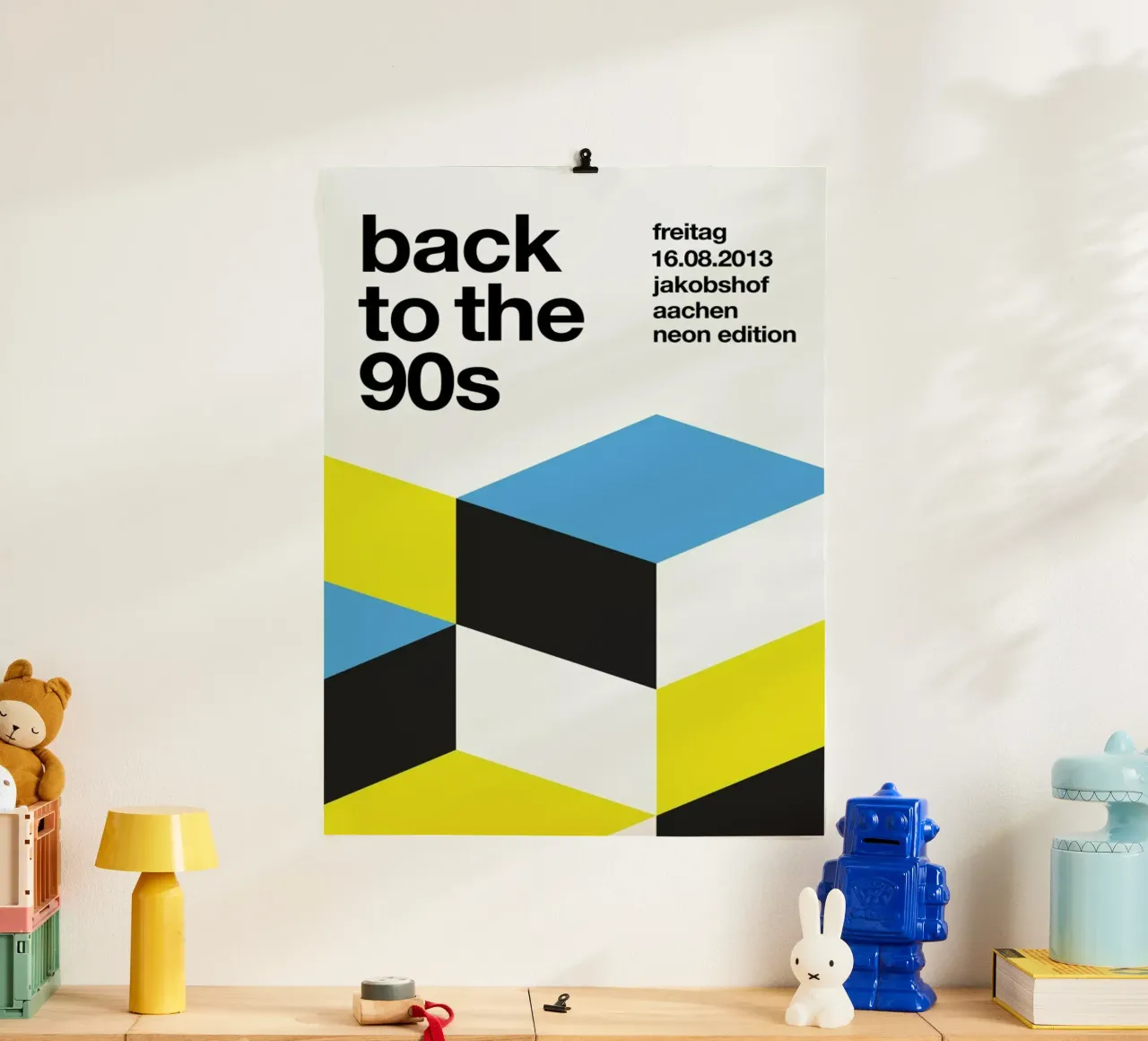 Back To The 90s poster con telaio in alluminio da Stephan Kochs