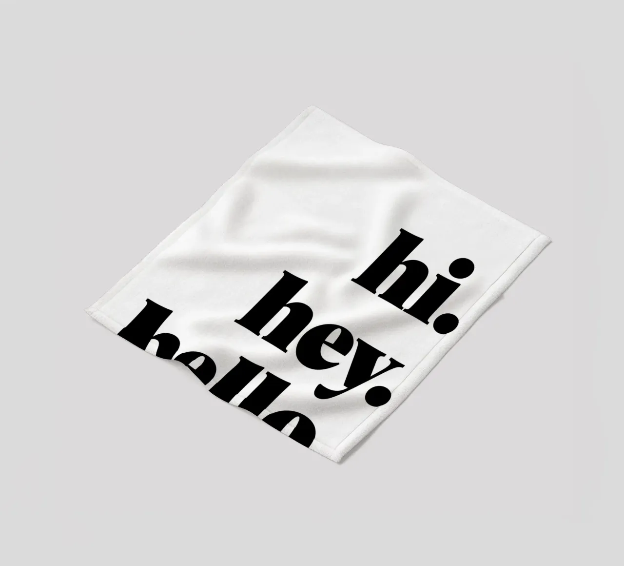 "hi. hey. hello." coperta in pile da Type & Tape