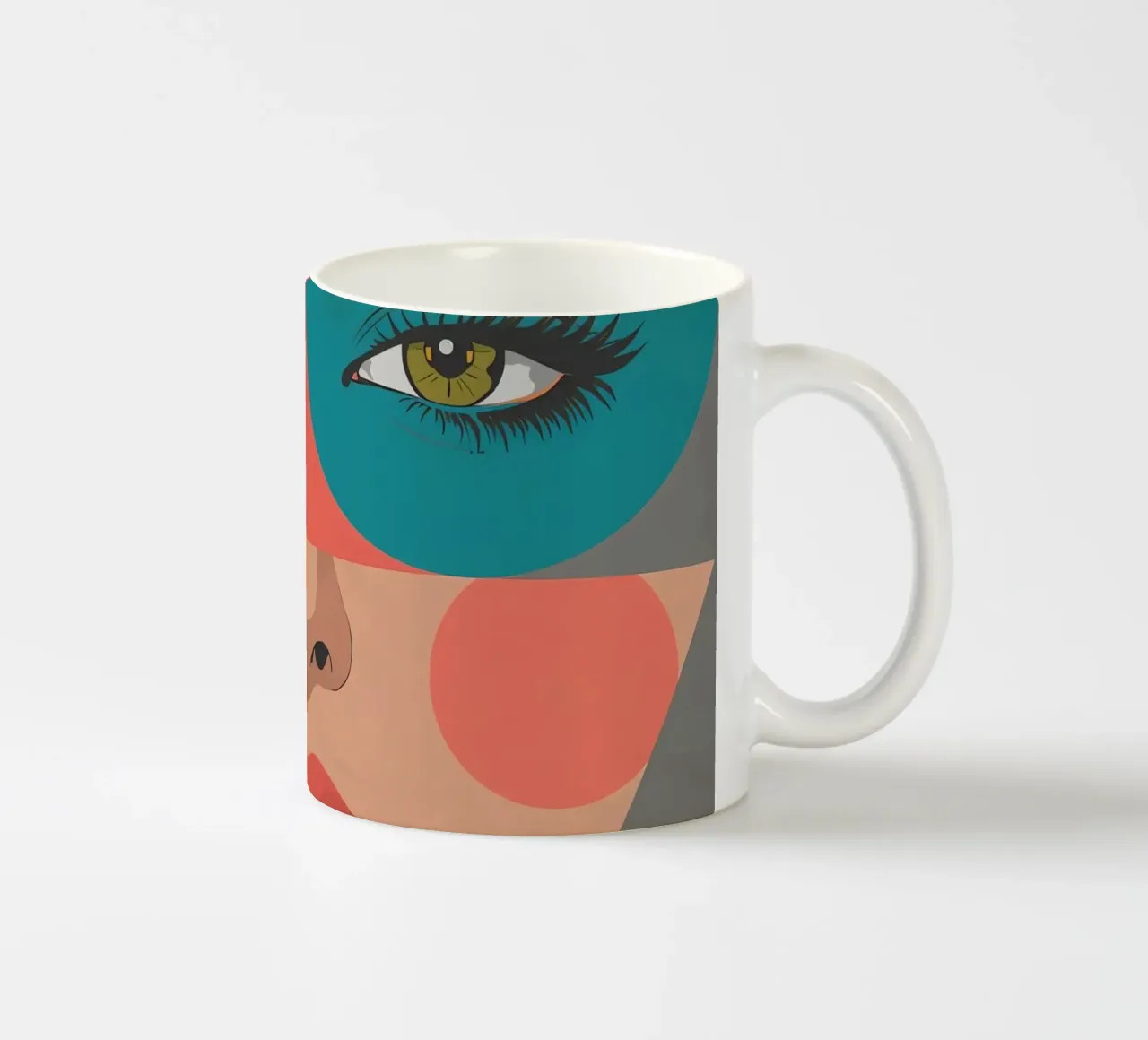 Ritratto geometrico di un volto di donna con colori differenti tazza in ceramica da DesignDoodle
