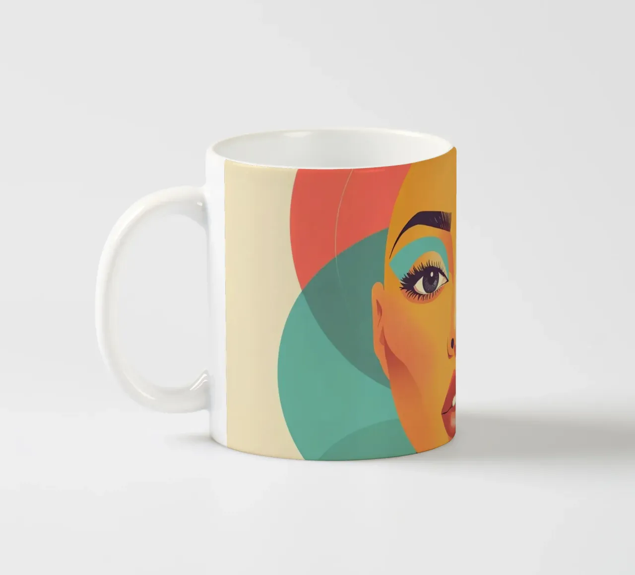 Ritratto illustrato di donna calva con forme geometriche tazza in ceramica da DesignDoodle