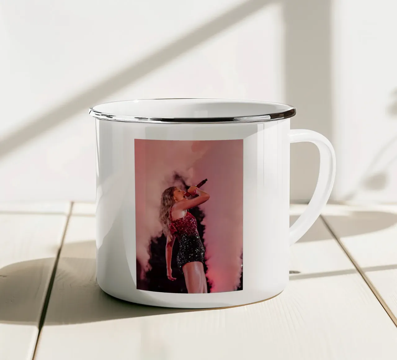 Urlo in concerto Taylor Swifts tazza in smalto da Home Band Shop