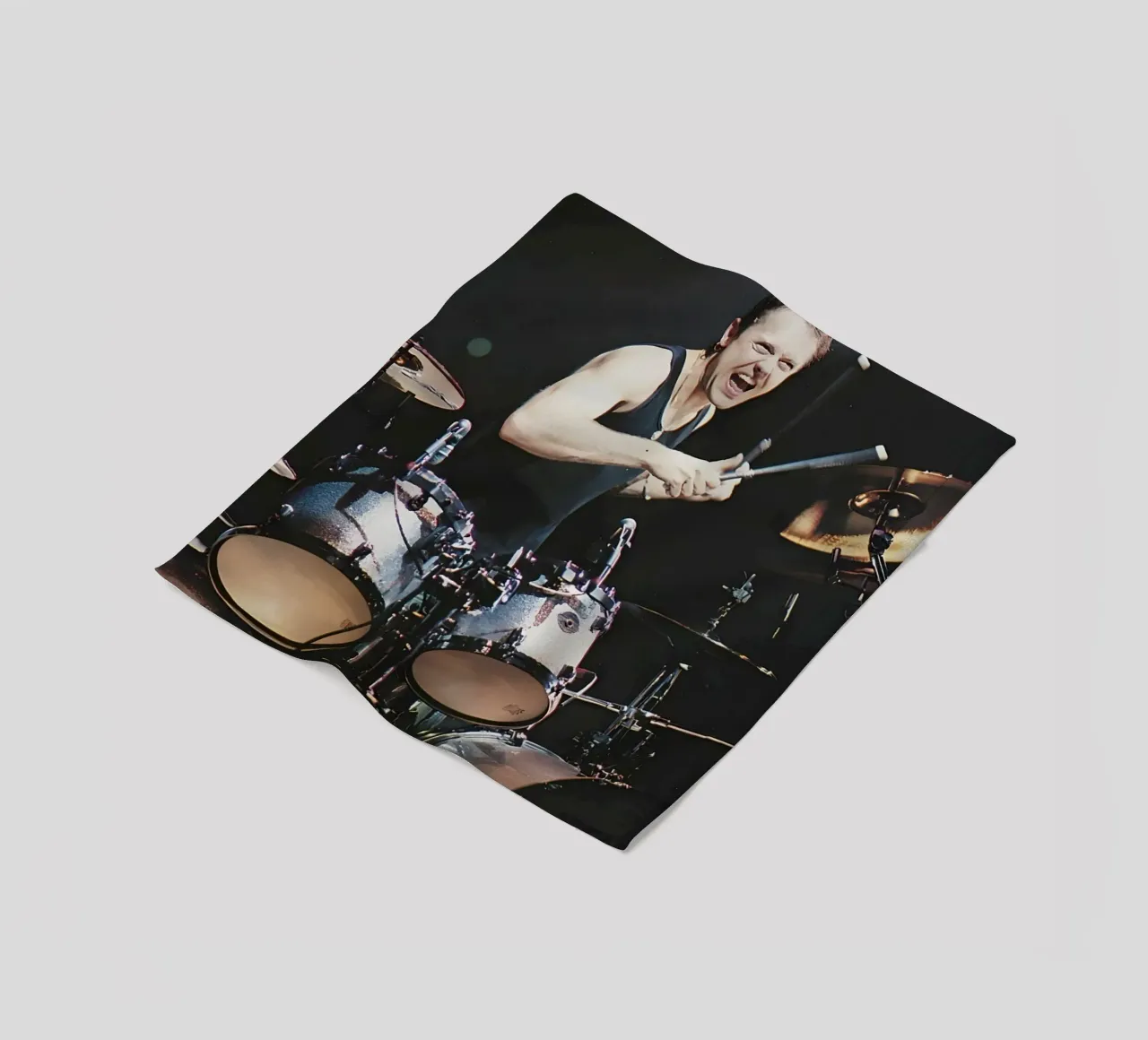 Lars Ulrich coperta in pile da Low poly art