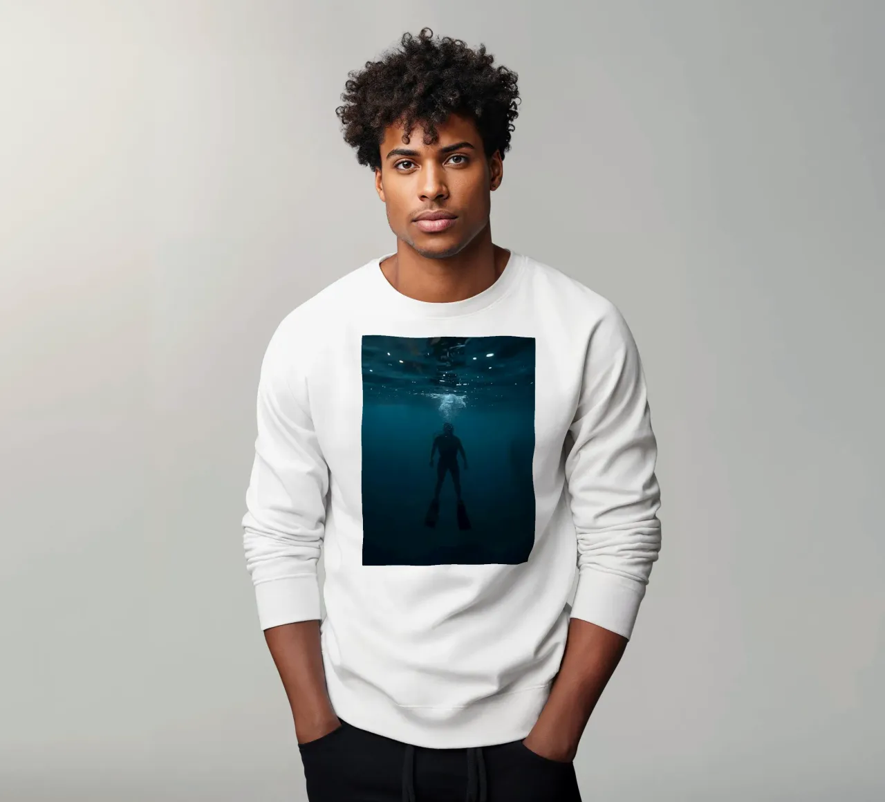 Silhouette subacquea di un sommozzatore felpa da DesignDoodle