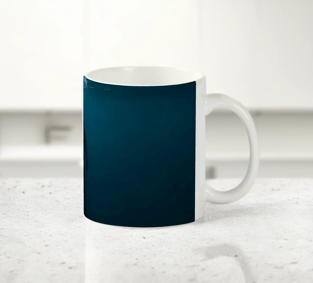 Silhouette subacquea di un sommozzatore tazza in ceramica da DesignDoodle