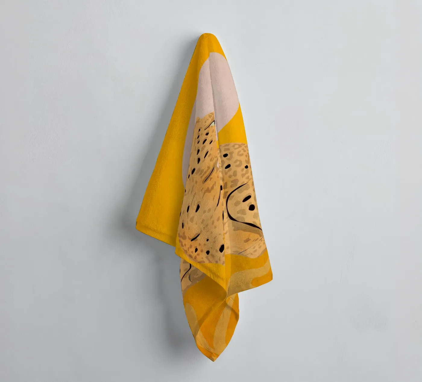 Luipaard badhanddoek van ThingDesign