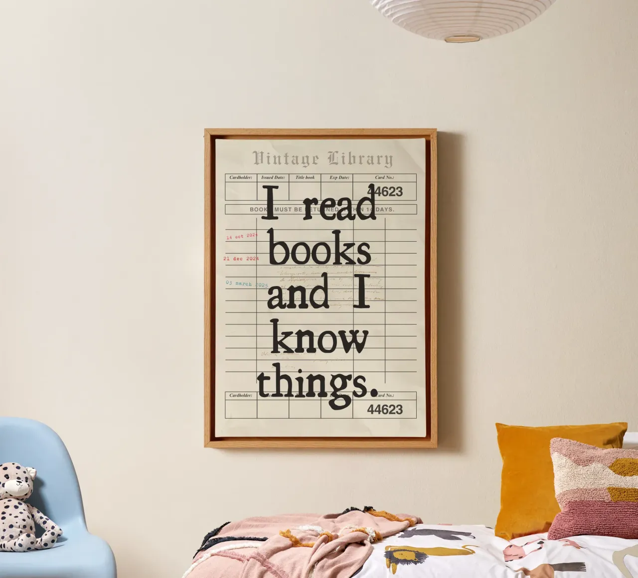 I Read Books & I Know Things (Leggo i libri e so le cose) Vintage Library Card Art (Carta della Biblioteca) tela con Cornice a cassetta da vintagepod