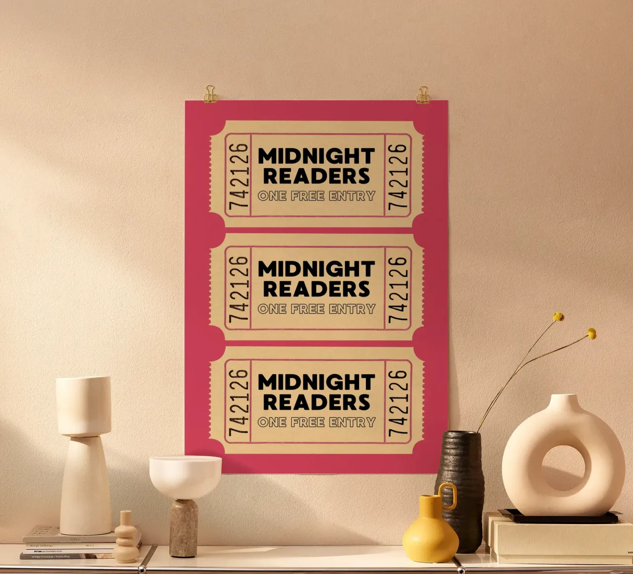 Poster per biglietti retro dei lettori di mezzanotte - Rosa poster da vintagepod