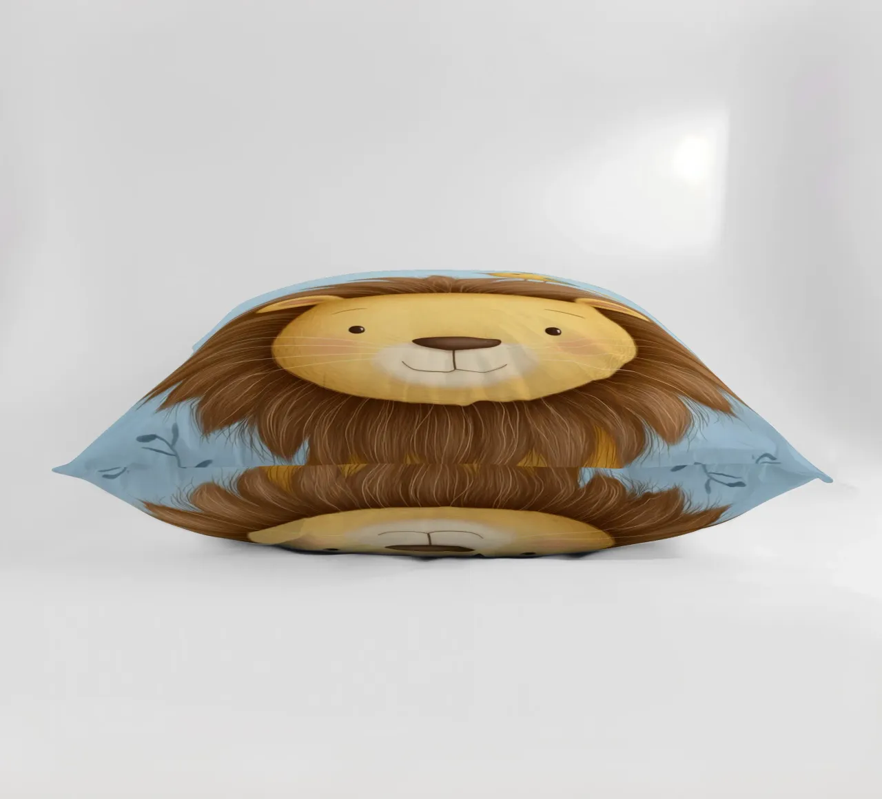 Lion & the Little Bird cuscino da Kiara