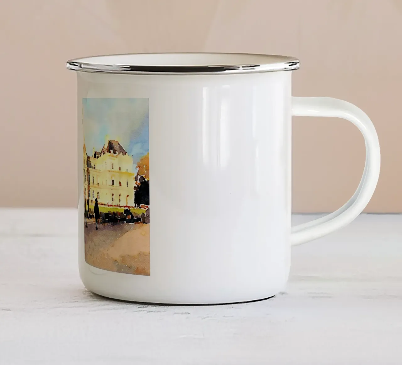 A Parigi tazza in smalto da Massimo Frascogna