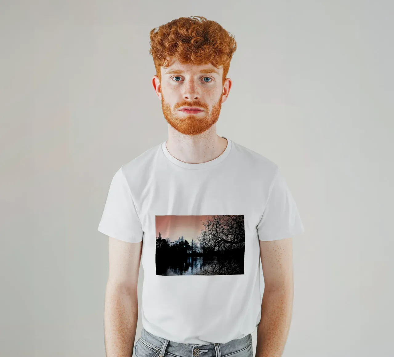 FAA342 L'ULTIMA LUCE. t-shirt da Thierry vobmann photography