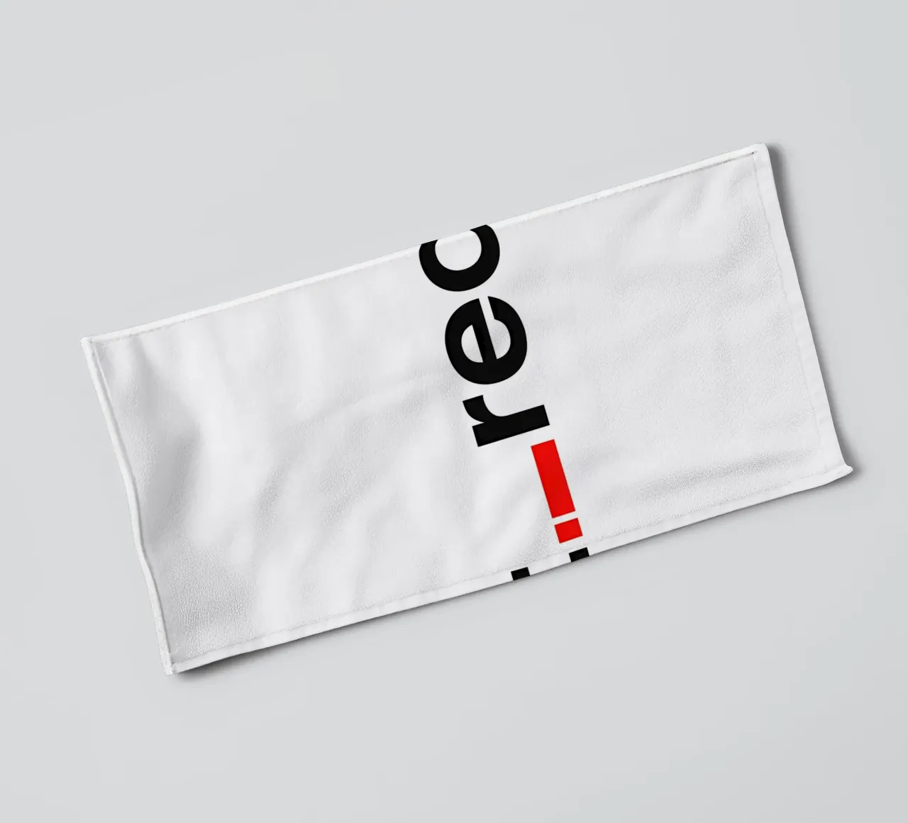 t._red asciugamano da bagno da Type & Tape