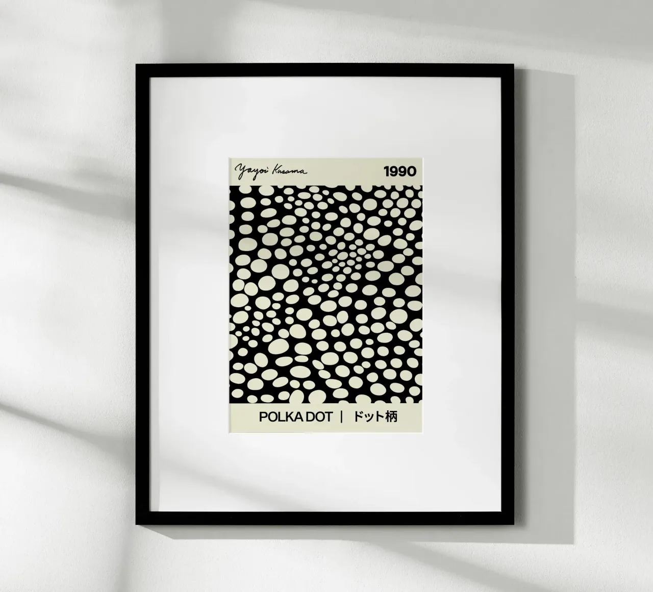Japanese Polka Dot poster con telaio in alluminio da Attaboy Dsgn