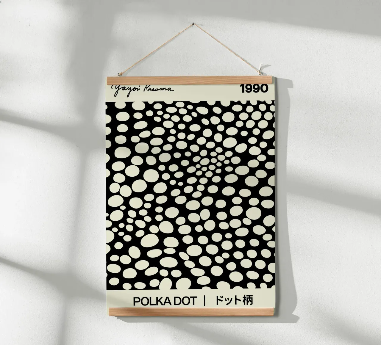 Japanese Polka Dot poster con telaio in alluminio da Attaboy Dsgn