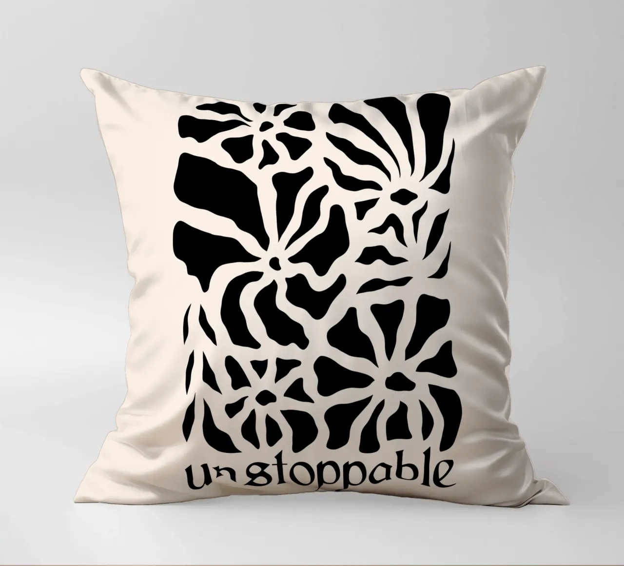 Unstoppable Black version cuscino da TijanaArtStudio88