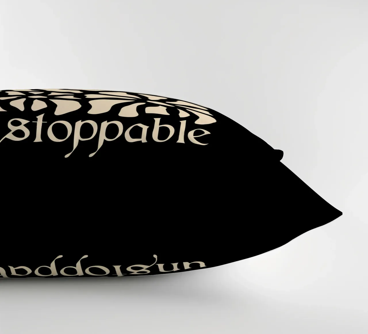 Unstoppable Light version cuscino da TijanaArtStudio88