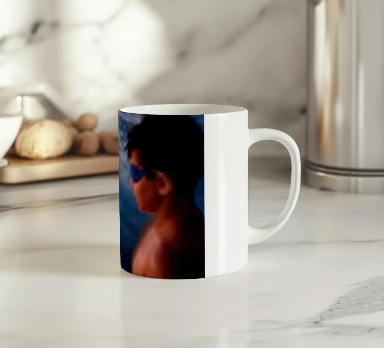 Affrontare il mare tazza in ceramica da Tal Paz-Fridman