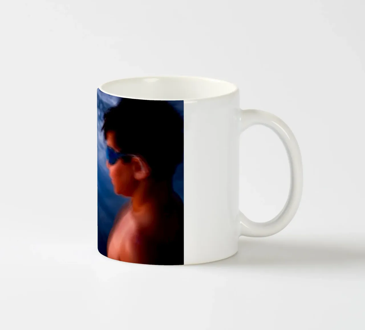Affrontare il mare tazza in ceramica da Tal Paz-Fridman