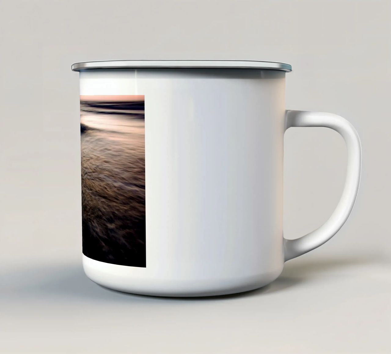 Dopo il tramonto II tazza in smalto da Tal Paz-Fridman