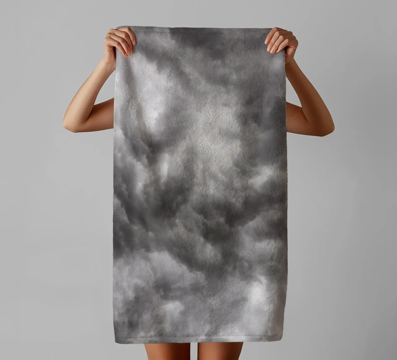 Sturm #1 Handtuch von Tal Paz-Fridman