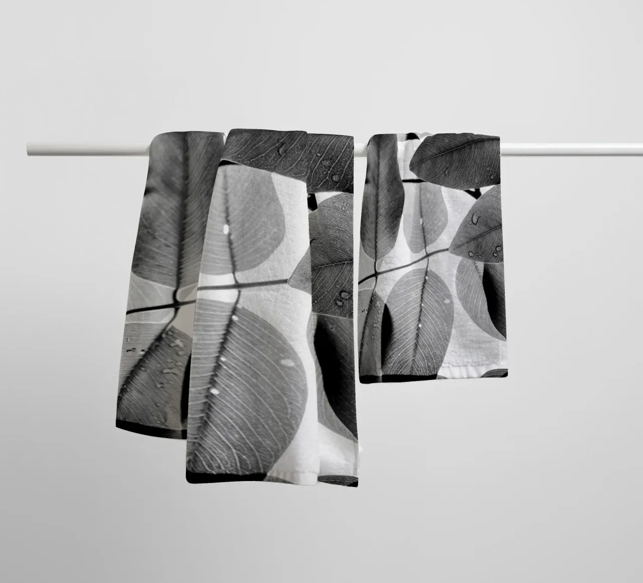 Experiments with Leaves I towel by Tal Paz-Fridman