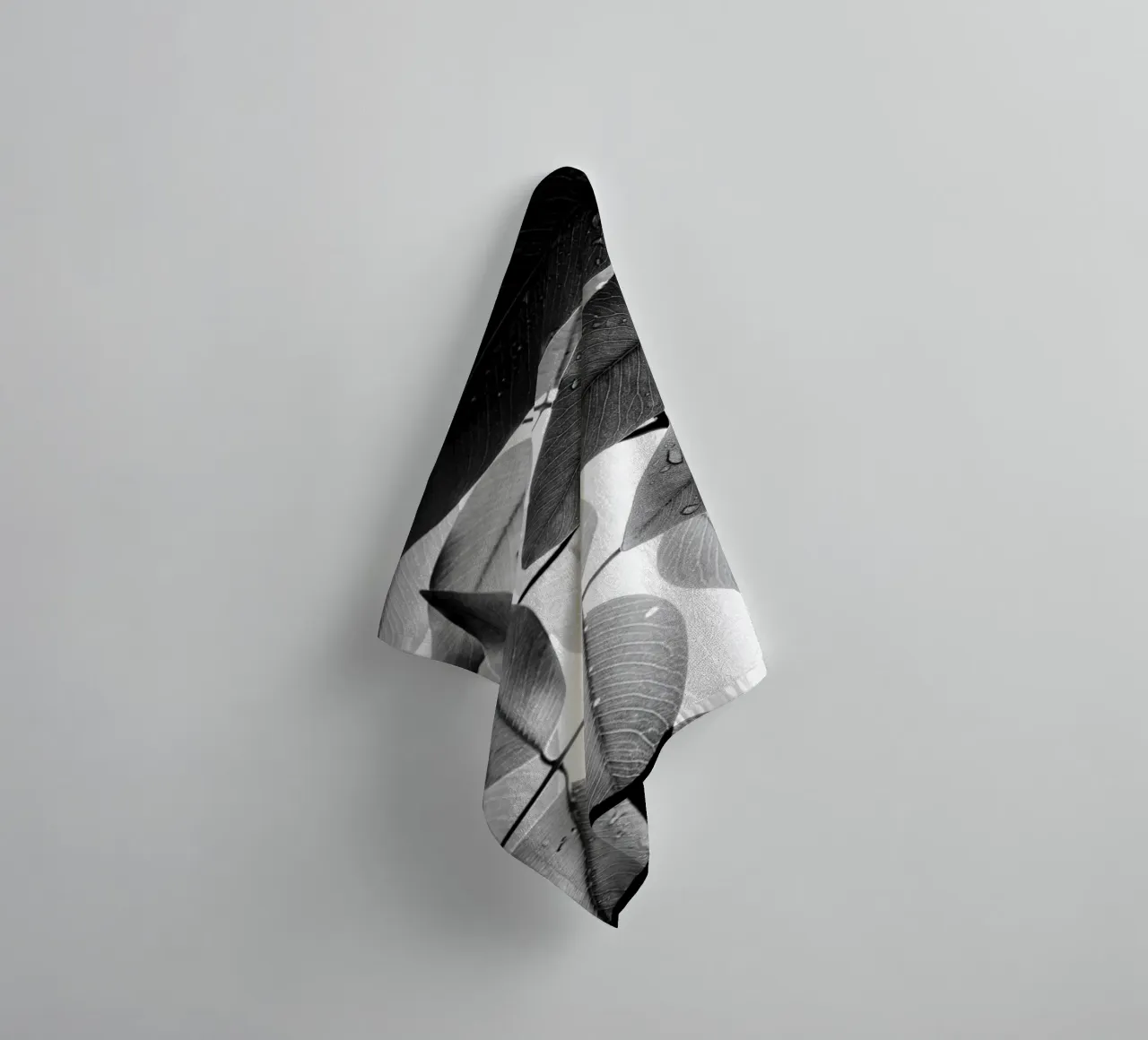 Experiments with Leaves I towel by Tal Paz-Fridman