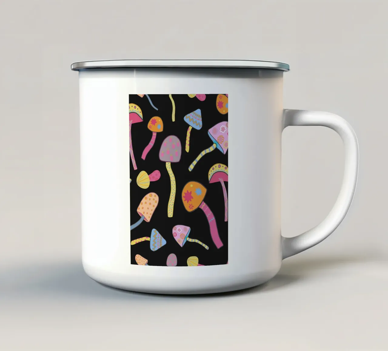 Funghi magici neri II tazza in smalto da gulsengunel