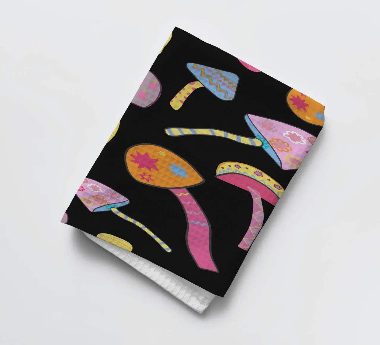 Zauberhafte Pilze schwarz II Geschirrtuch von gulsengunel