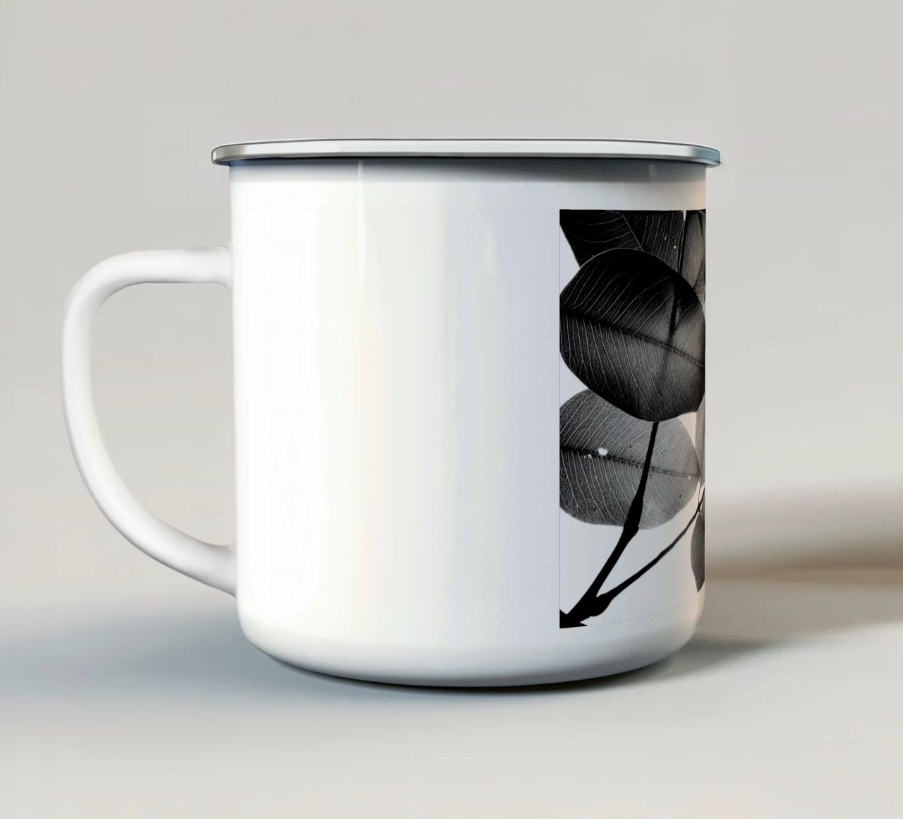 Rami e foglie, 2016, 3 tazza in smalto da Tal Paz-Fridman