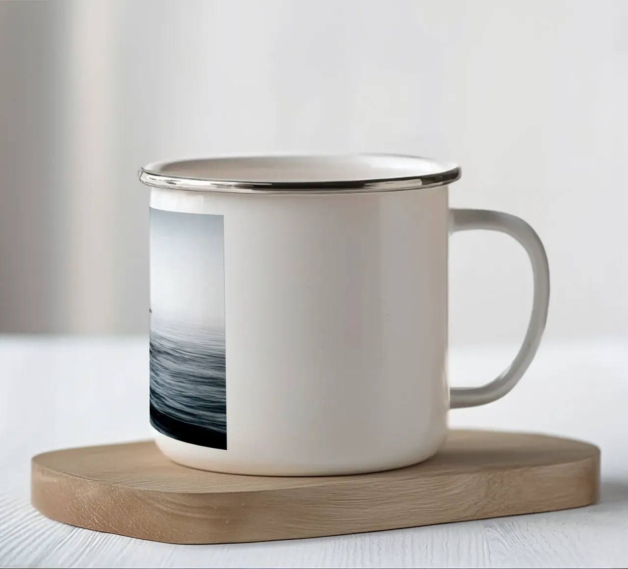 Minimalist Whale Tail – Ocean Photography-Inspired Print tazza in smalto da Vela Luna