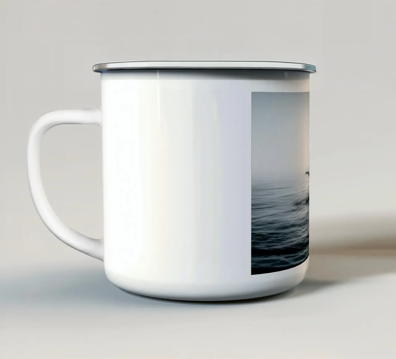 Minimalist Whale Tail – Ocean Photography-Inspired Print tazza in smalto da Vela Luna