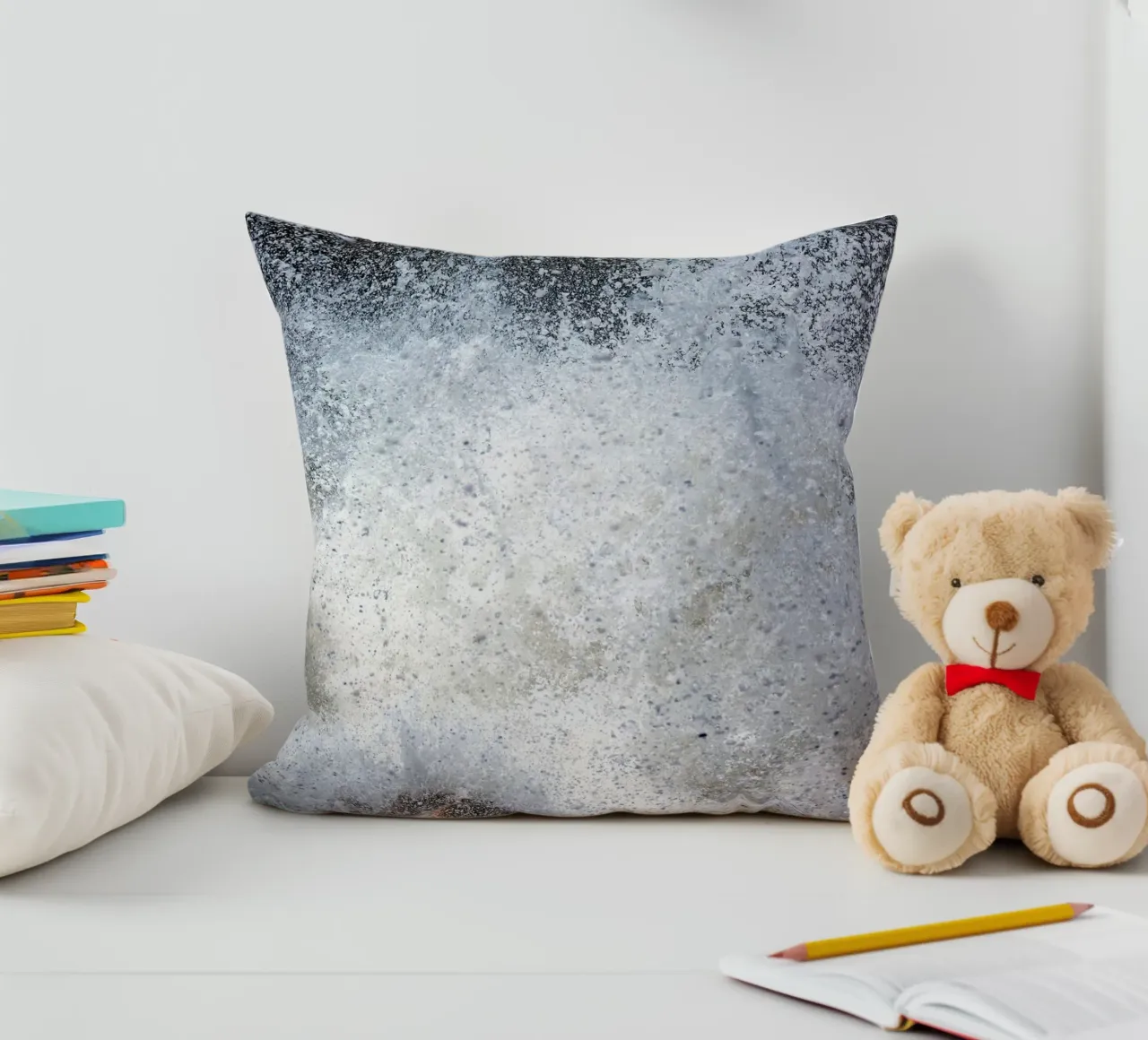 Implosione I cuscino da Tal Paz-Fridman