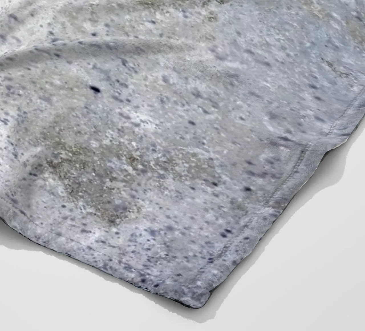 Implosione I coperta in pile da Tal Paz-Fridman