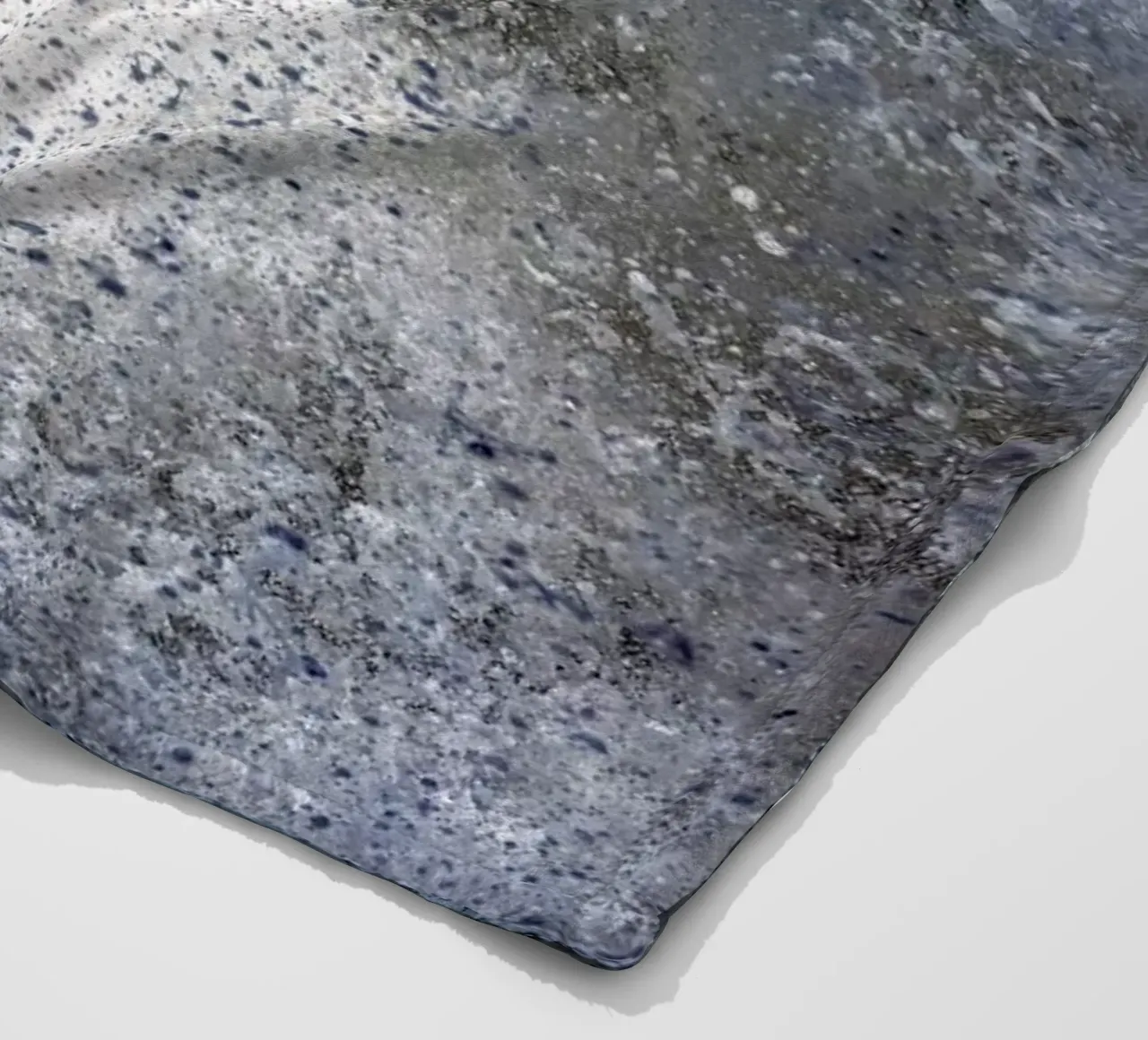 Implosione II coperta in pile da Tal Paz-Fridman