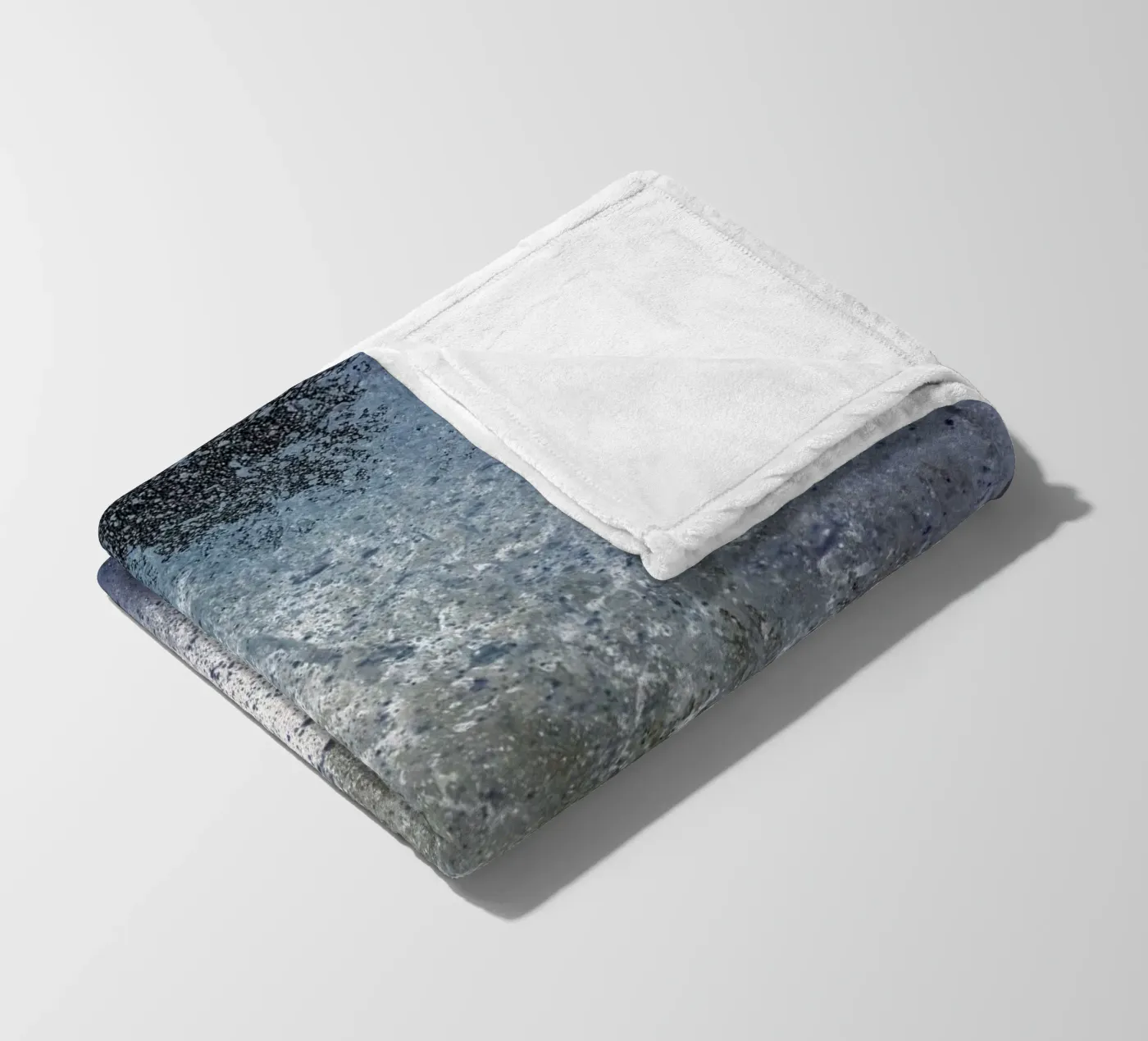 Implosion II Fleecedecke von Tal Paz-Fridman