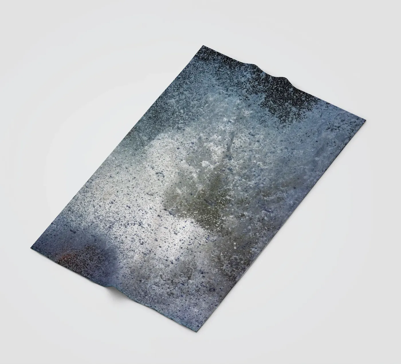 Implosion II Fleecedecke von Tal Paz-Fridman