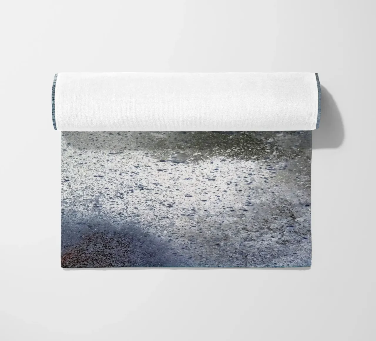 Implosione II telo mare da Tal Paz-Fridman