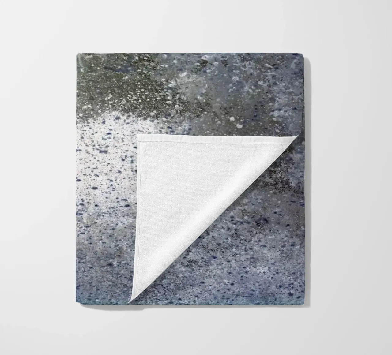 Implosione II telo mare da Tal Paz-Fridman