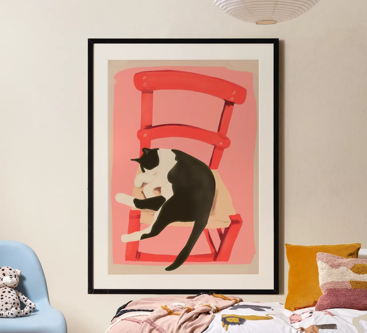 Gatto su sedia rossa poster con telaio in plastica da LeaDArt