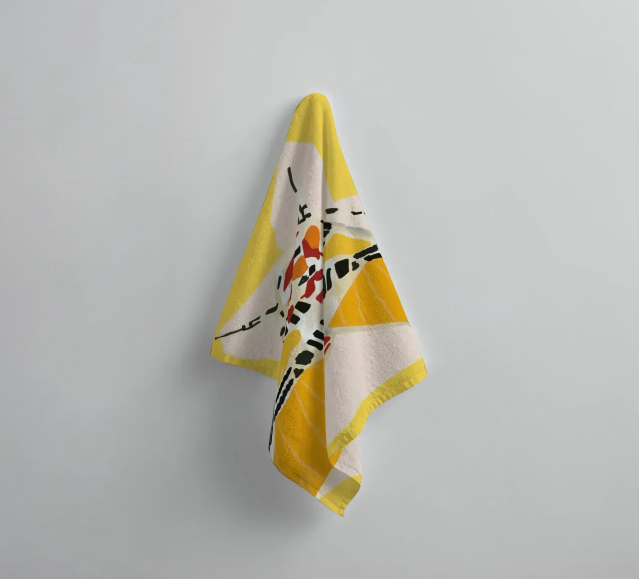 Papillon de nuit sur jaune serviette de bain de LeaDArt