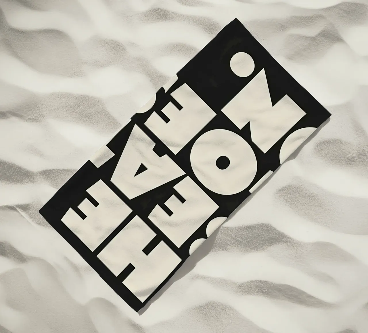 "THE BEAT GOES ON." telo mare da Type & Tape
