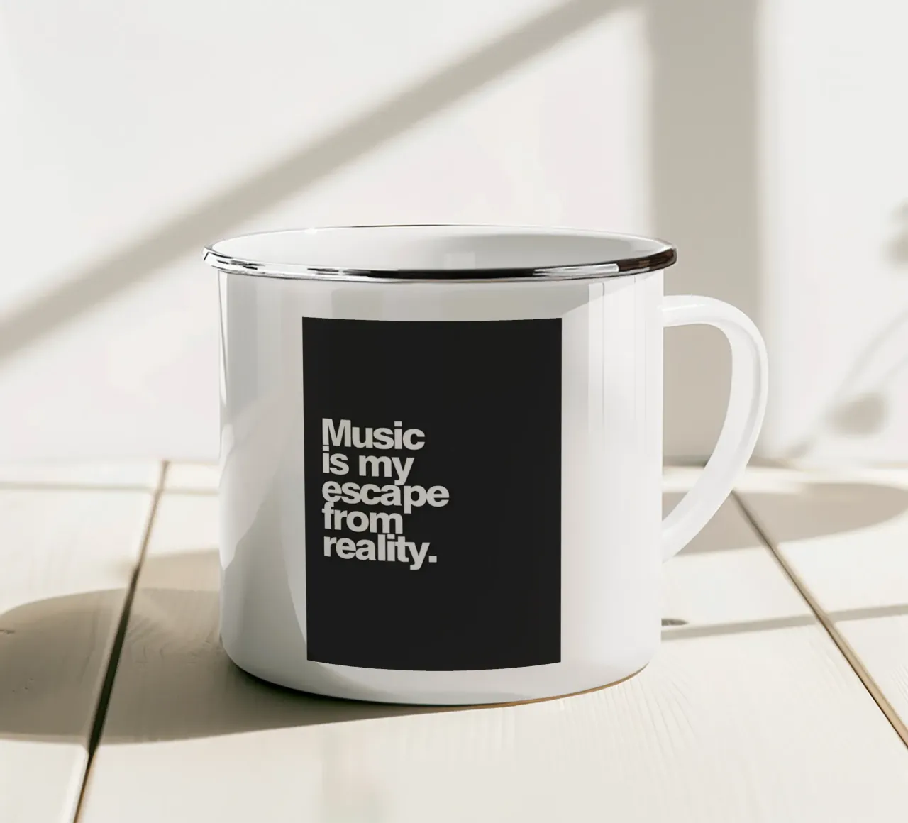 "Music my escape from reality." tazza in smalto da Type & Tape