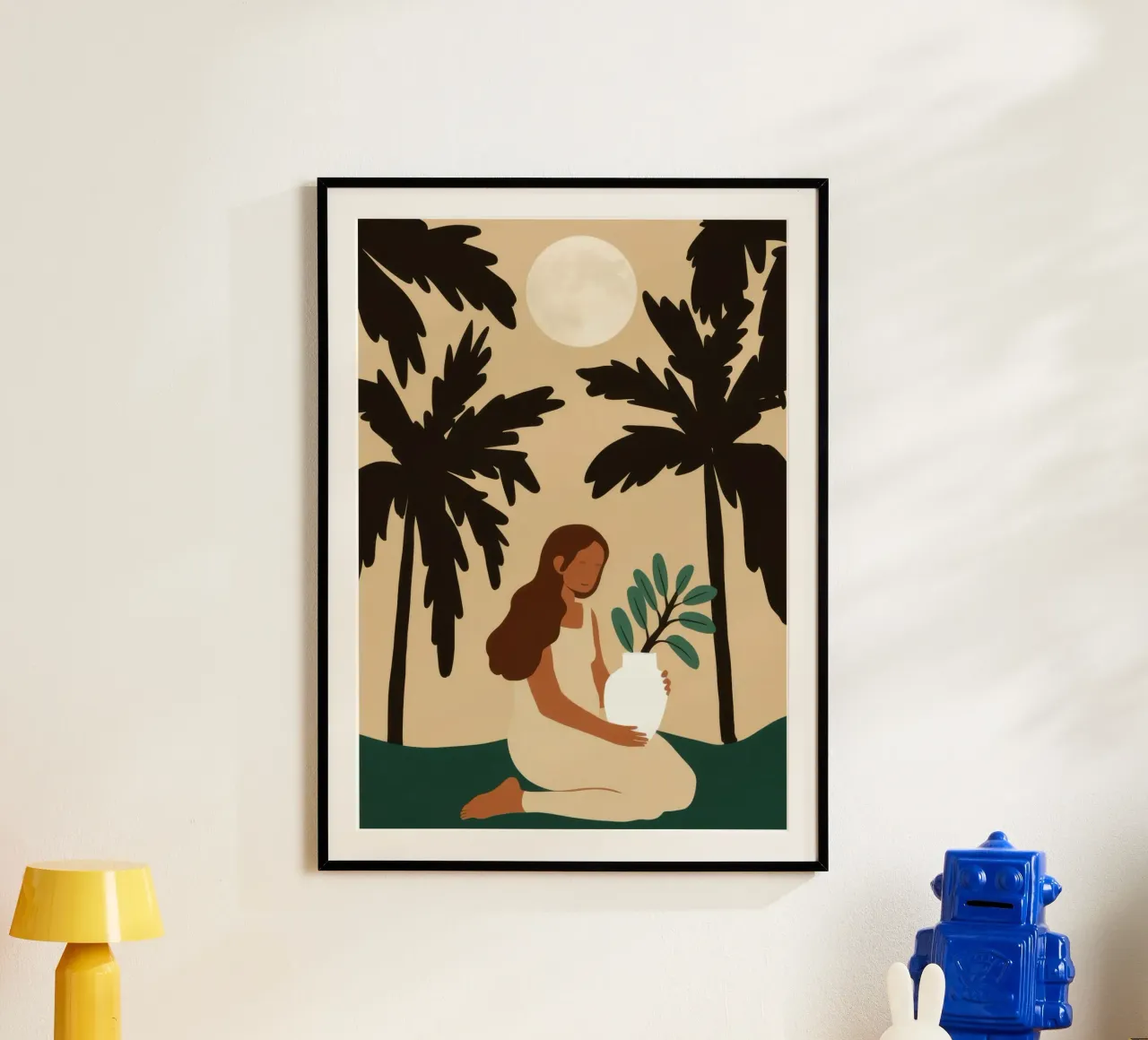 Solitudine sulla spiaggia al chiaro di luna poster con telaio in legno da Luna Aura