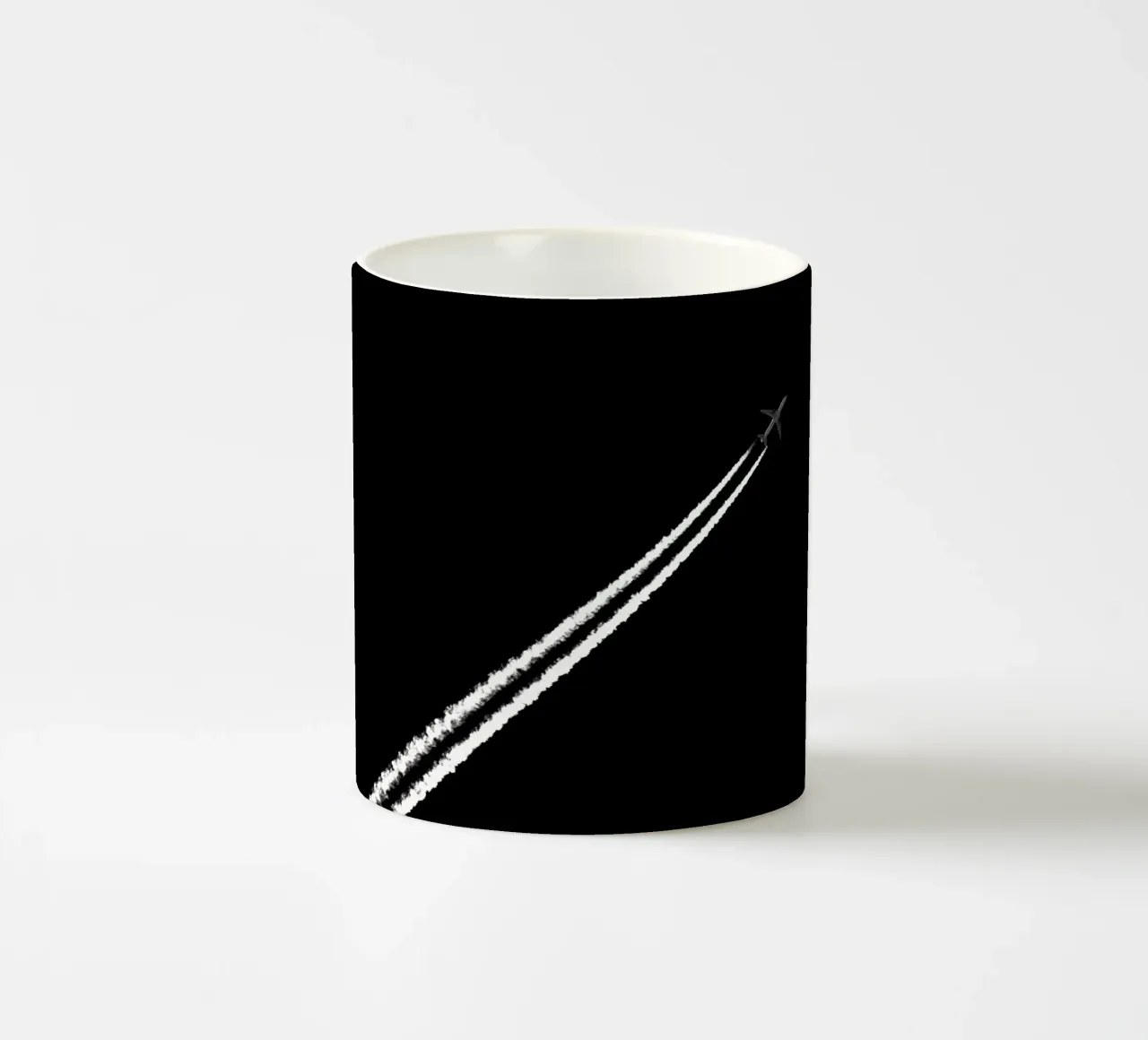 Bianco e nero tazza in ceramica da Tal Paz-Fridman