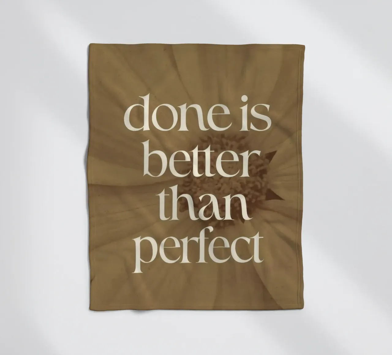 Done Is Better Than Perfect coperta in pile da treechild