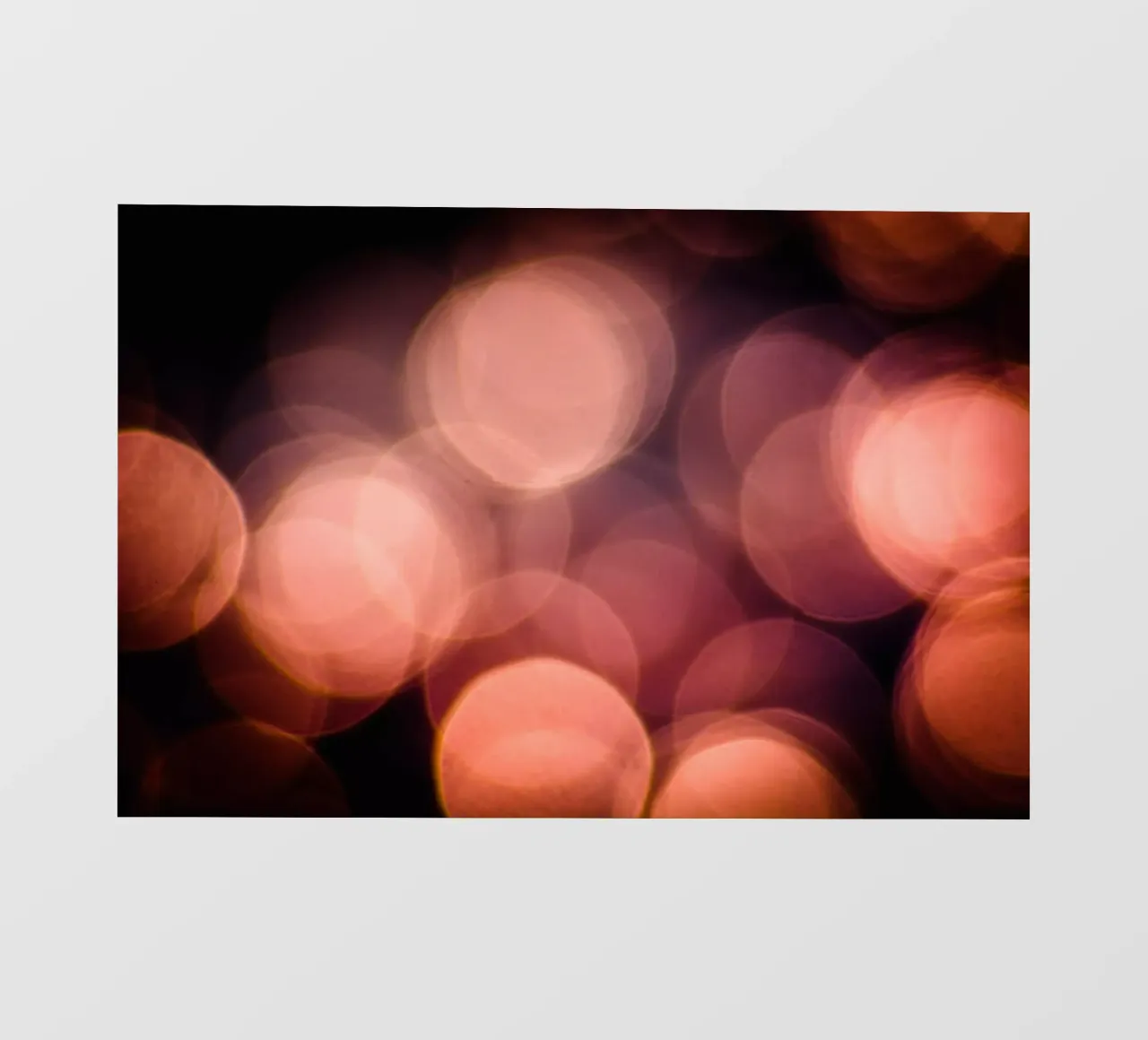 Luce sull'acqua II pellicola backlit da Tal Paz-Fridman