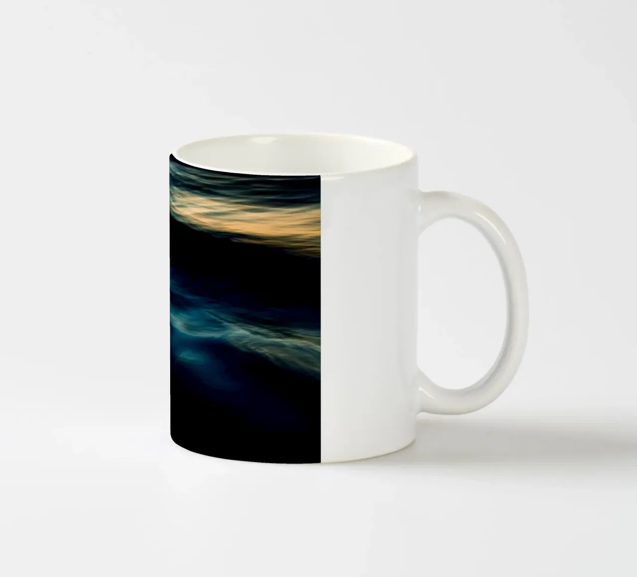 L'unicità delle onde IV tazza in ceramica da Tal Paz-Fridman