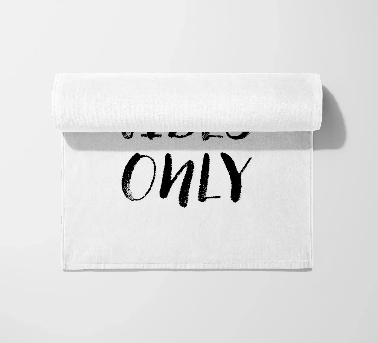 Good Vibes Only 1 telo mare da The Type Club Tokyo