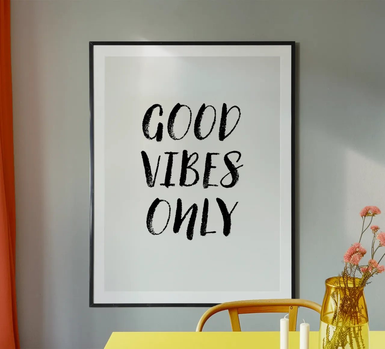 Good Vibes Only 1 poster con telaio in alluminio da The Type Club Tokyo