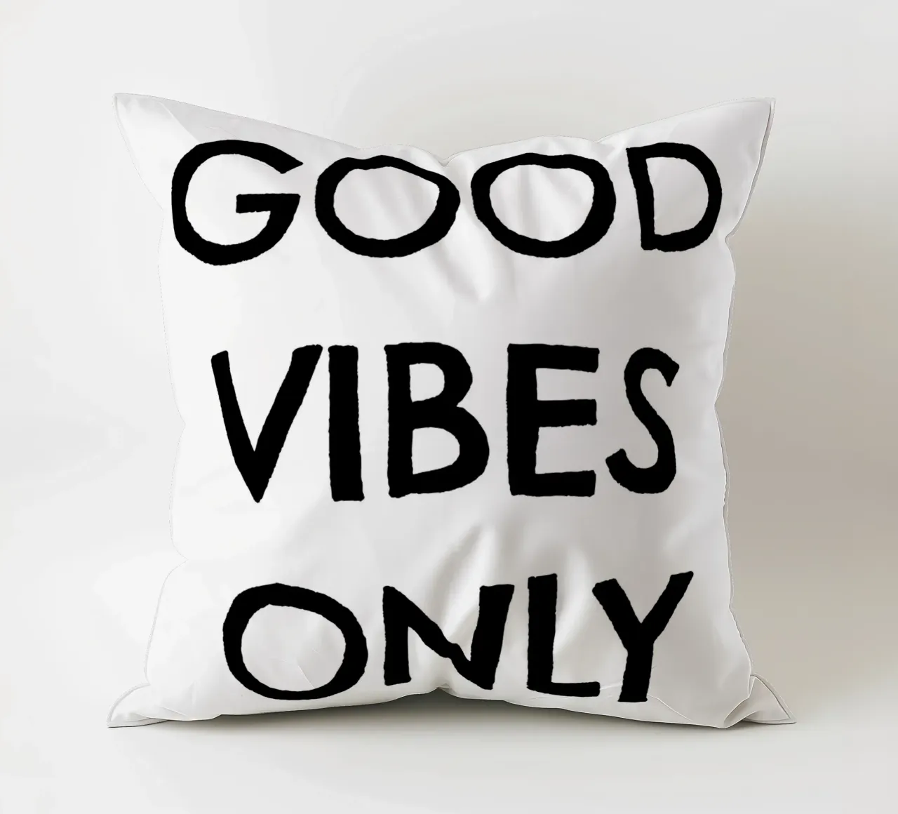 Good Vibes Only 3 cuscino da The Type Club Tokyo