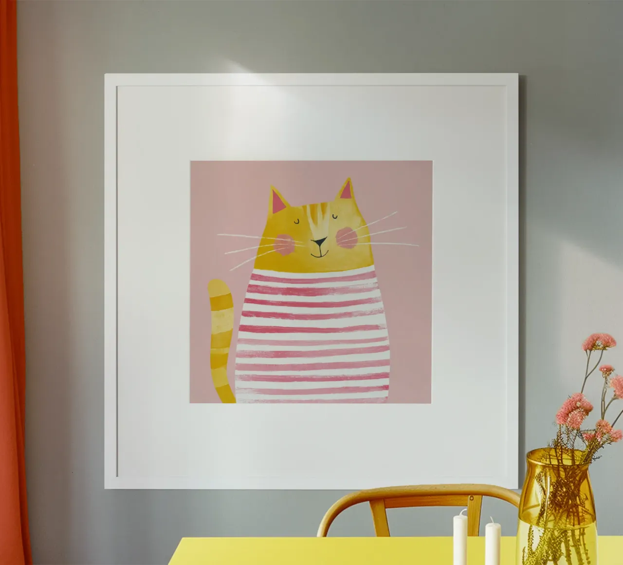 Gatto giallo con camicia a righe rosa che sorride Bambini Arte poster con telaio in plastica da Modern Muse